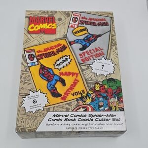 Williams Sonoma Marvel Comics Cookie Cutter Set